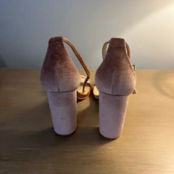 Lulus blush velvet block heel / Worn 1x / Size 7 - Picture 3 of 6